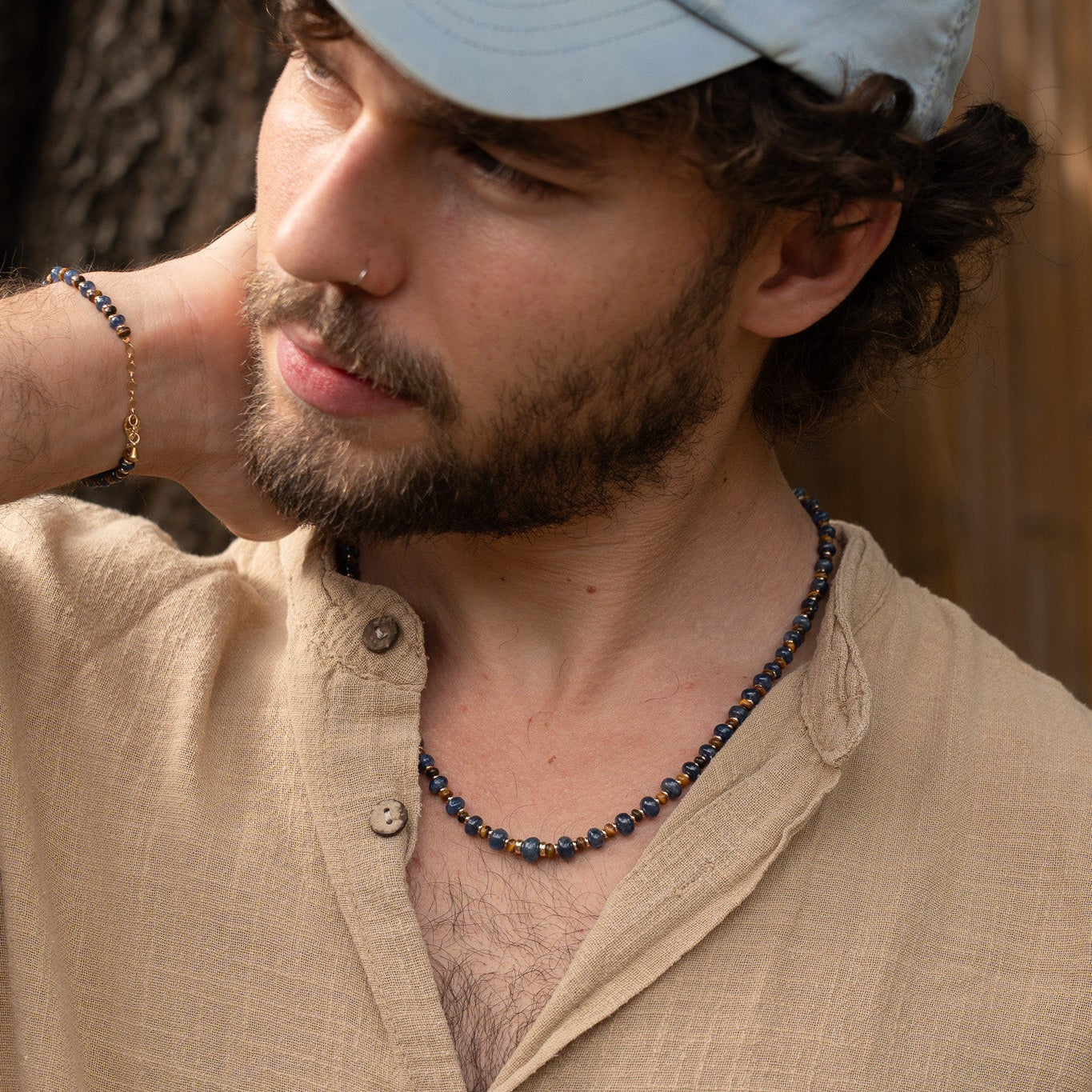 שרשרת ספיר טייגר איי וחרוזי זהב - קוייבה